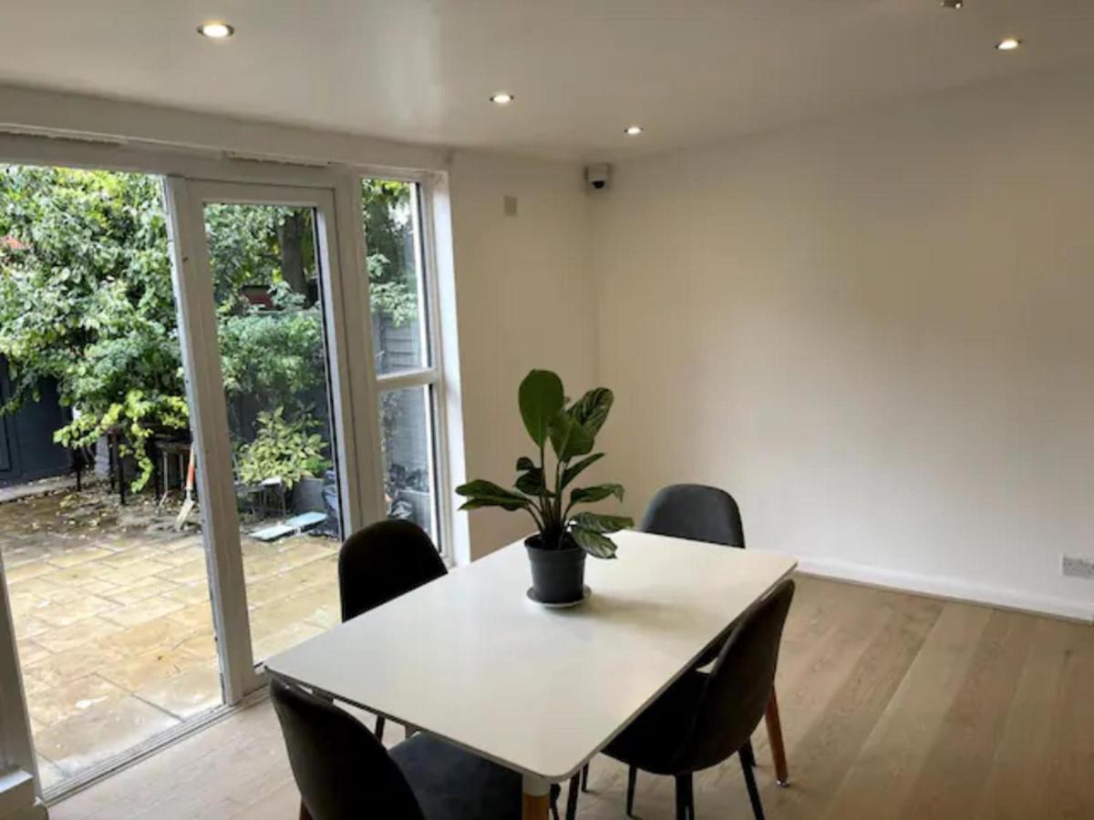 Modern 5 Bedroom Family House - 18 Mins To Station London Exterior foto